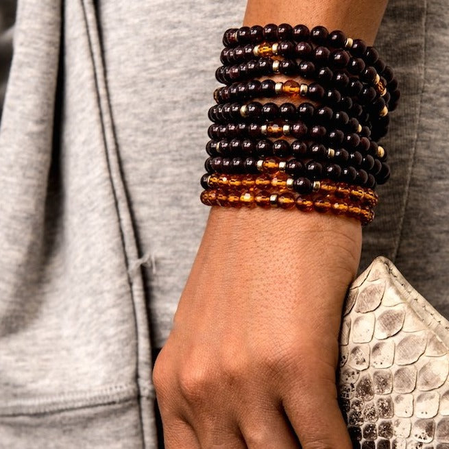 womens-stone-bracelet-amber-garnet-gold